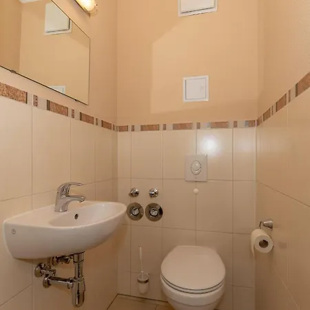 9987-urlaubstraeume-am-meer-we-3-4-strandkorb-auf-der-terrasse