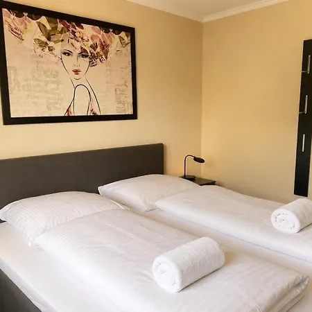 Apartment 9987-urlaubstraeume-am-meer-we-3-4-strandkorb-auf-der-terrasse *